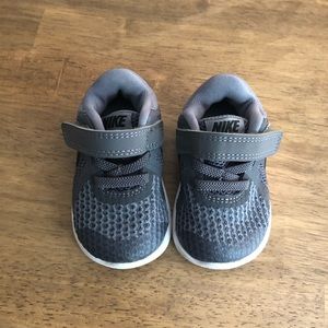 Baby Nike gray sneakers